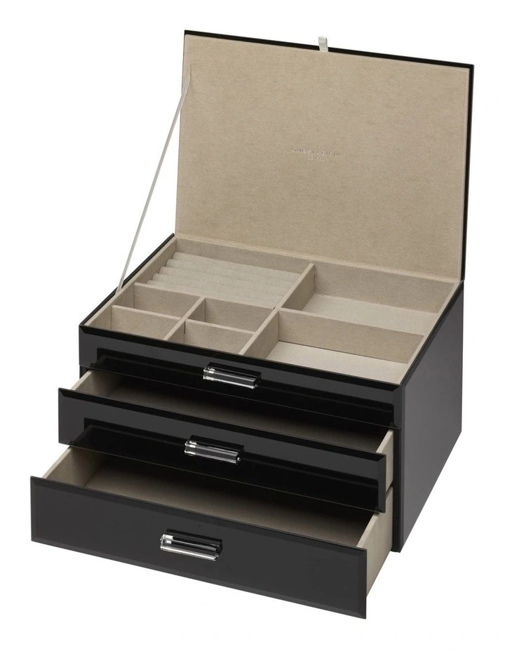 Promo 𧨠One Six Eight London Gabriella Black XL Jewellery Box π 1 Promo 𧨠One Six Eight London Gabriella Black XL Jewellery Box π